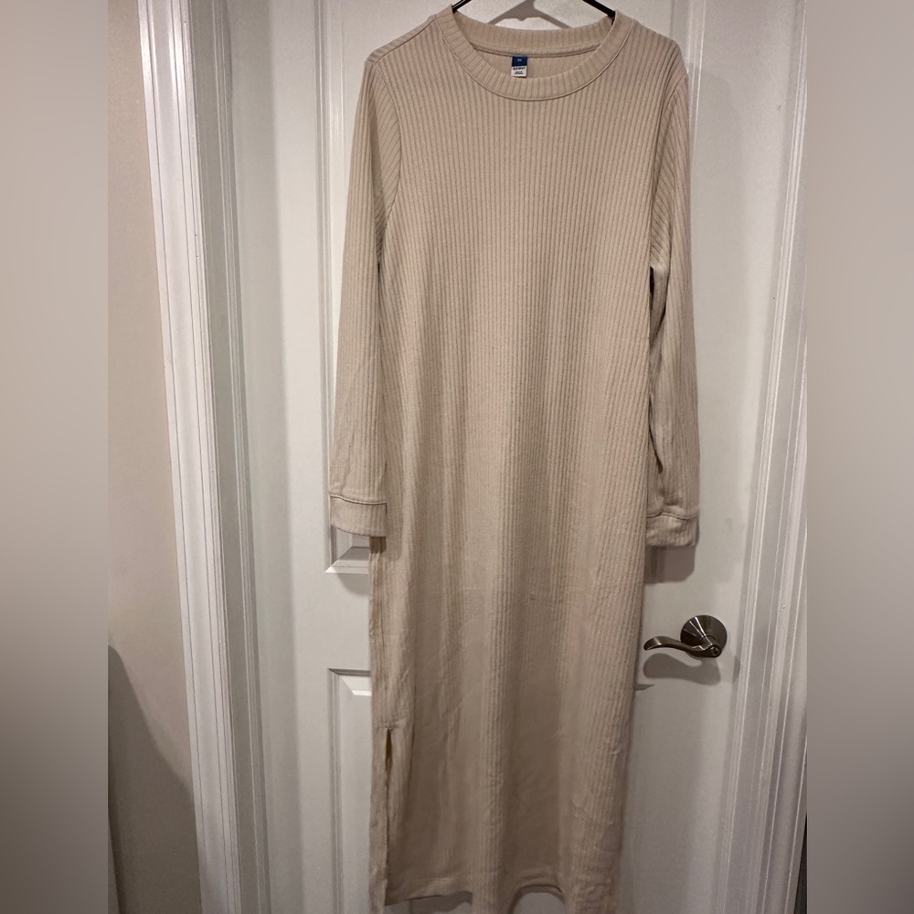 Old Navy Beige & Dark Gray Ribbed Long Sleeve Maxi Dresses Set of 2 - Picture 2 of 5